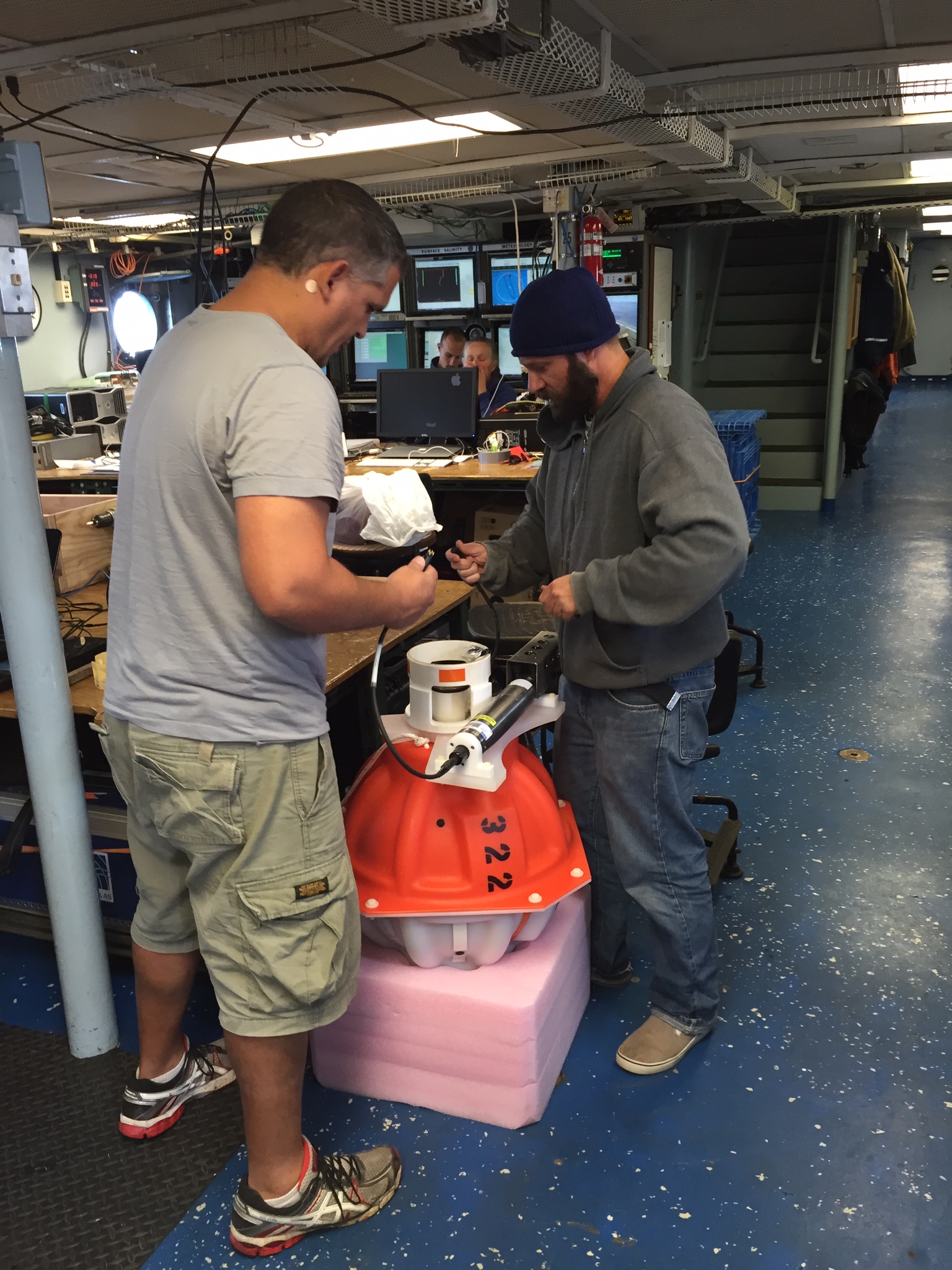 Preparing an inverted echo sounder for deployment. Image credit: NOAA
