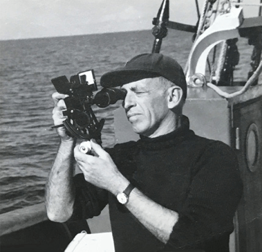 Harris B. Stewart using a sexton while at sea. Photo Credit: NOAA AOML.