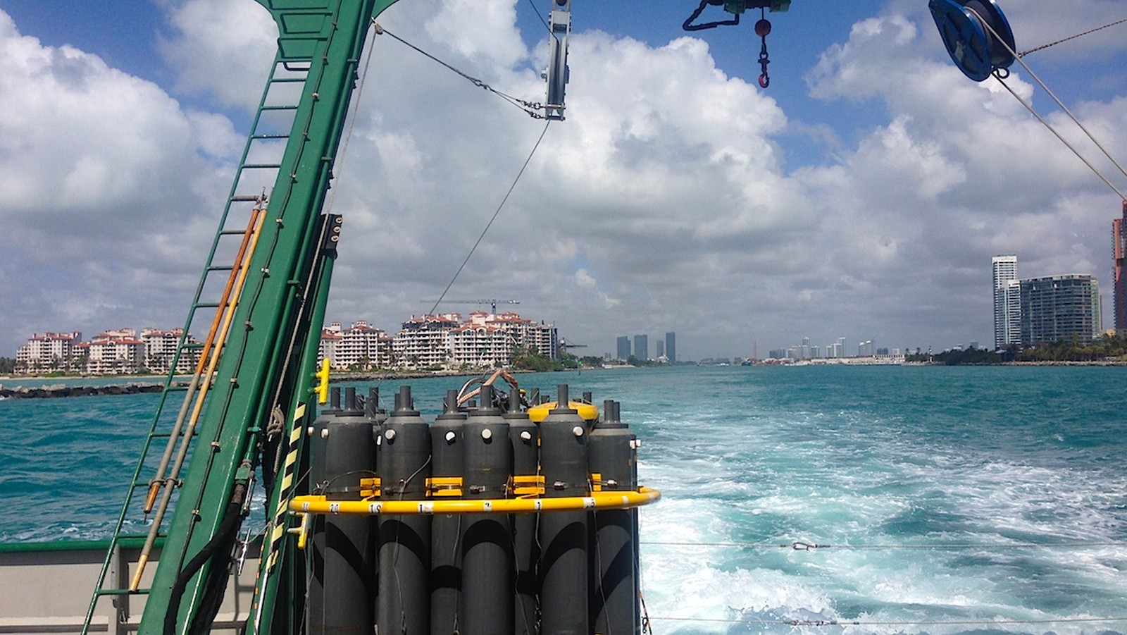 27N Cruise leaves the Port of Miami bound for the Florida Straits. Image credit: NOAA