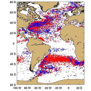 Trayectorias de deriva ciclónicas (azul) y anticiclónicas (rojo) en el Océano Atlántico. Crédito de la imagen: NOAA