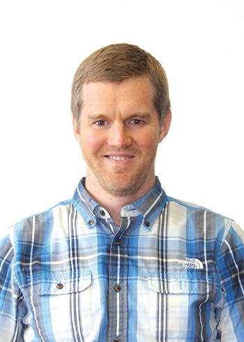 Headshot photo of Jason Sippel. Photo Credit: NOAA/AOML