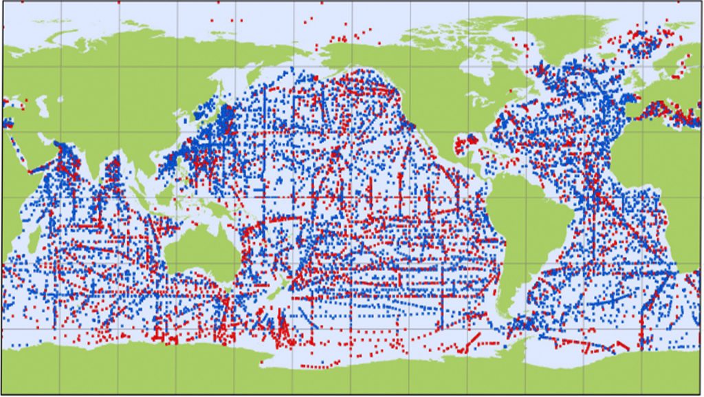 Los puntos azules y rojos del mapa indican la ubicación de los flotadores Argo. La tierra aparece en verde.