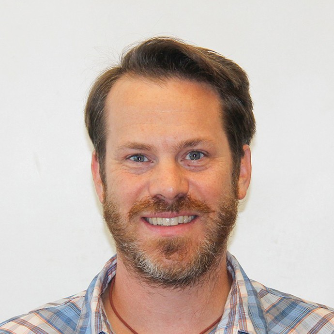 Luke-Thompson-resize Headshot of Luke Thompson of AOML. 690px