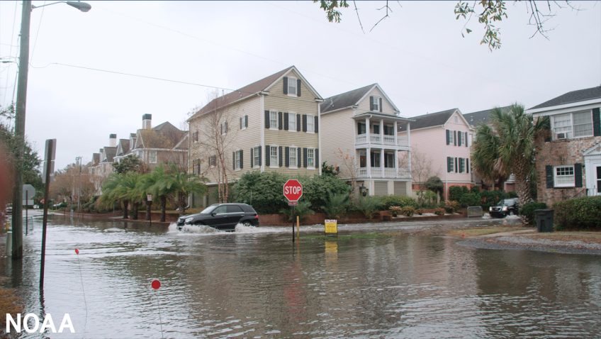Graves inundaciones en un barrio. Crédito de la foto: NOAA